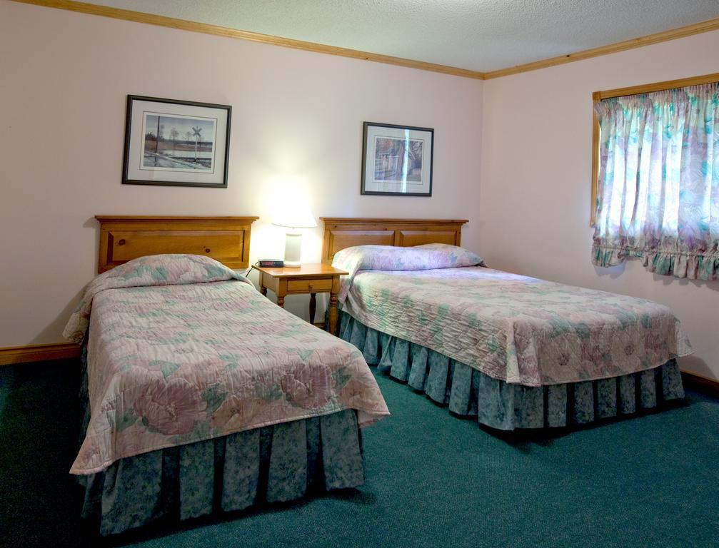 Pow Wow Point Lodge Huntsville Quarto foto