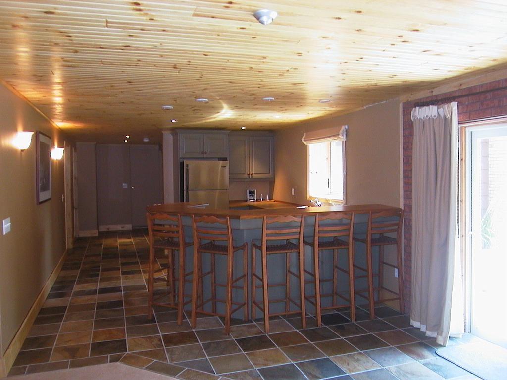 Pow Wow Point Lodge Huntsville Quarto foto