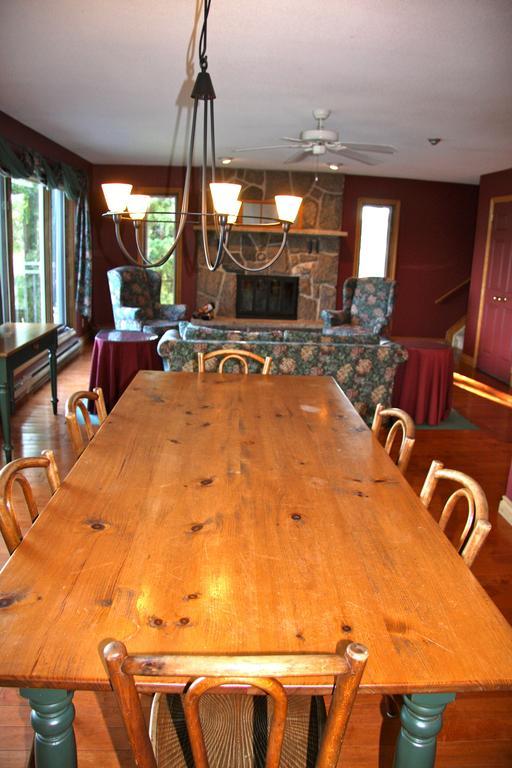 Pow Wow Point Lodge Huntsville Quarto foto